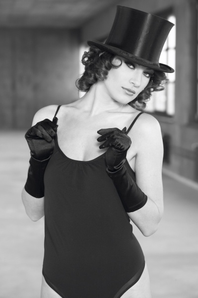 Anna Koop, black and white, women, body
