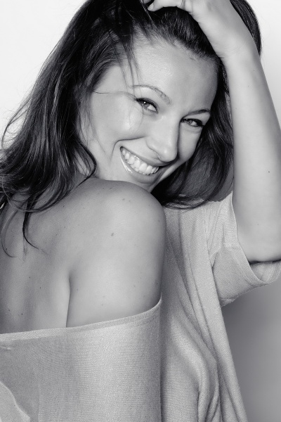 Anna Koop, black and white, women